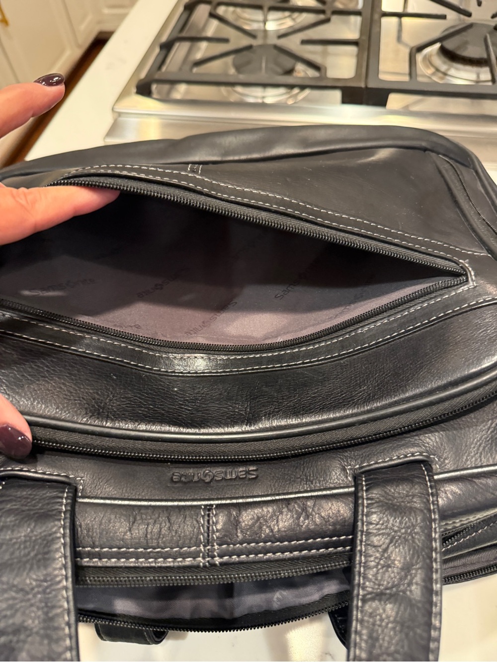 Samsonite Black Genuine Leather Laptop Briefcase Business Messenger Bag 16.5” - Picture 9 of 14